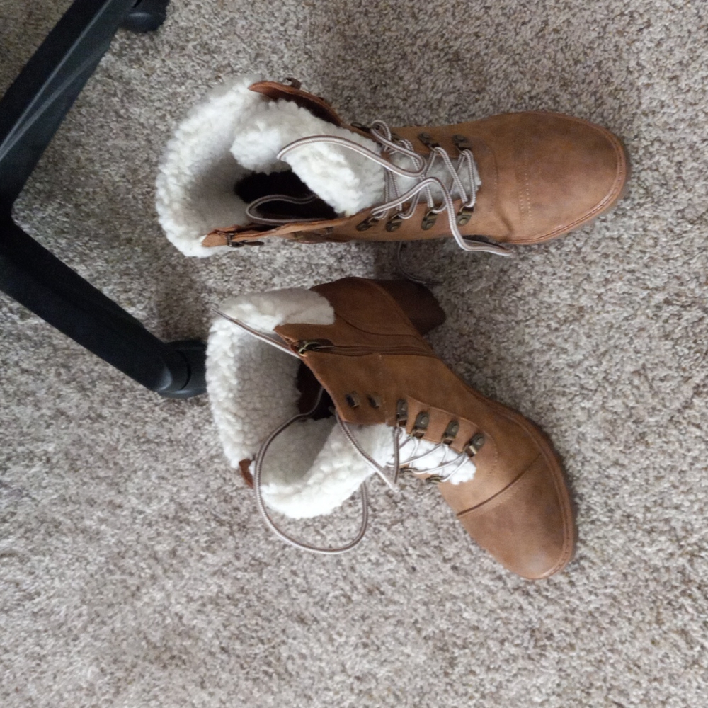 Nine West size 10 boots